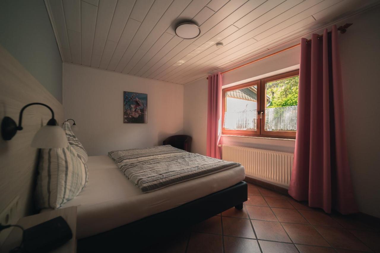 Urlaubsweingut Zecherhof Neef Екстериор снимка
