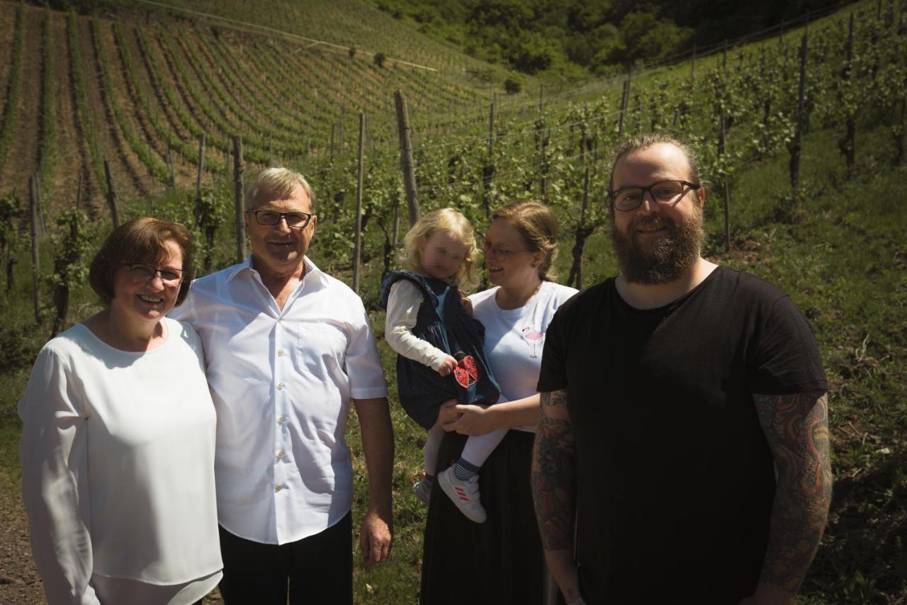 Urlaubsweingut Zecherhof Neef Екстериор снимка